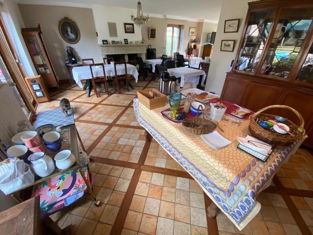 Villa Valentine Saint-Coulomb Luaran gambar